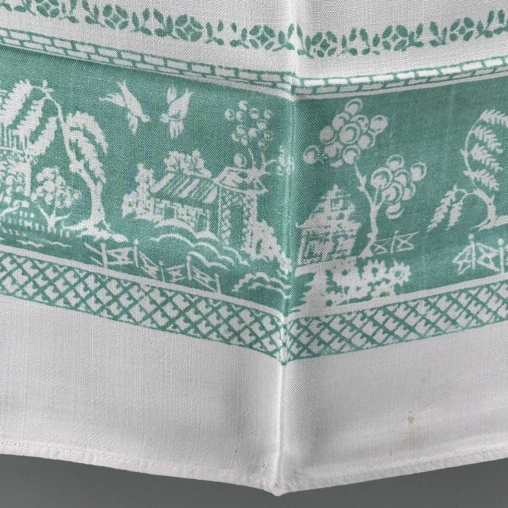 Unbranded vintage chinoiserie